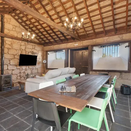 La Venta Villa *