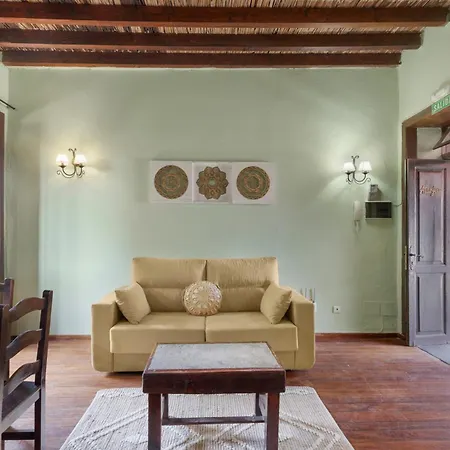 La Venta Villa *